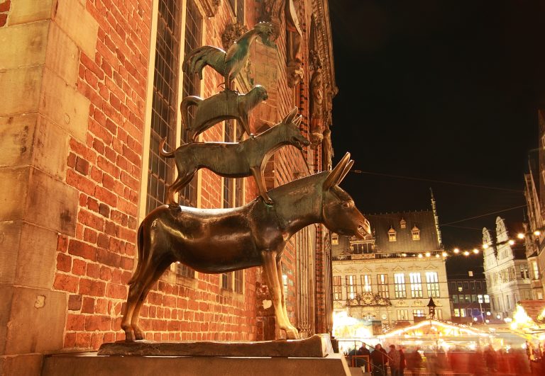 famous monument in Bremen
