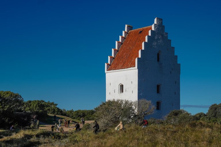 SKAGEN TILSANDEDE KIRKE - Peter Joergensen (2)